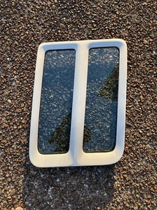 80 - 91 FORD F150 F250 F350 EXTENDED CAB RIGHT Rear QUARTER WINDOW ASSEMBLY - Picture 1 of 9