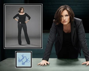 MARISKA HARGITAY SIGNED LAW AND ORDER PHOTO MOUNT - Picture 1 of 1