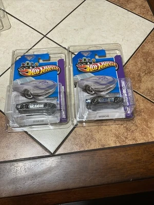 2013 Hot Wheels Showroom #159 Zamac Datsun 240Z 2 Variations New Protectors - Image 1 of 4