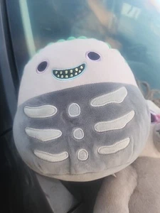 Squishmallows “Nightmare Before Christmas” Barrel 8" - Picture 1 of 4