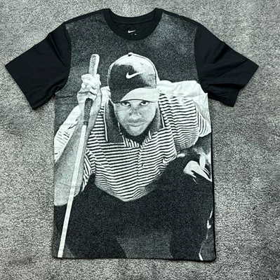 Nike Tiger Woods Camisa Para Hombres Pequeña Negra Blanca Golf Gráfico Camiseta TW Dri Fit Nueva Foto 1 de 4