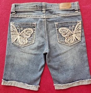 Jeans corti Vigoss bambina blu denim con polsini 5 tasche_taglia 12_farfalle borchiate - Foto 1 di 20