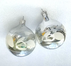 2 Vintage Weihnachtsschmuck Silber Glas Antik Weihnachten UdSSR Baumschmuck Kugeln - Bild 1 von 3