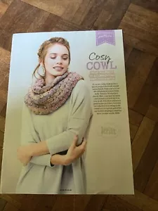 Women’s Cosy Chunky Cowl Knitting Pattern - Picture 1 of 2