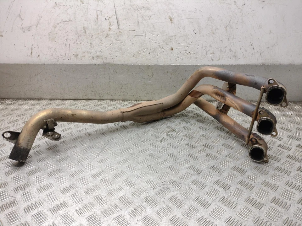 Triumph Sprint ST 955I RS 2001 tubos de escape Foto 1 de 4