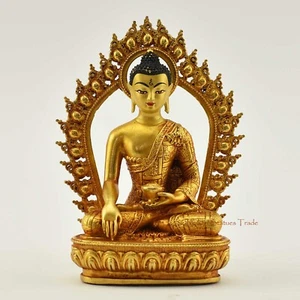 Estatua de cobre ritual Shakyamuni Buda/Tomba enchapada en oro enmarcada Patan, Nepal - Imagen 1 de 4