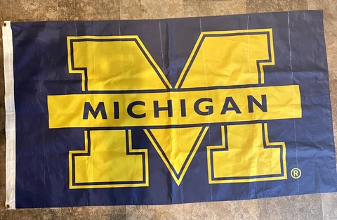 Vintage BSI Products Michigan Wolverines Flag Banner 3 x 5 Dorm Man Cave Cover