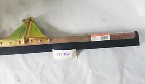 Tough Guy 1ZCA4 30" Heavy Duty Squeegee - Picture 1 of 2