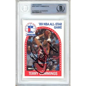 1989-90 NBA Hoops #256 Terry Cummings Signed Card AUTO Beckett San Antonio Spurs - Picture 1 of 5