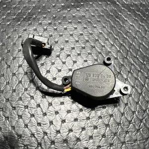 1990-2002 Mercedes 1298300408 Temperature Heat Sensor Blower R129 SL500 GENUINE - Picture 1 of 3