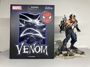 Diamond Select Marvel Gallery Venom/Eddie Brock Statue