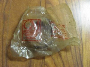 NOS 56-62 Corvette Rear Axle Retainer Ring 3714770 57 58 59 60 61 - Imagen 1 de 3