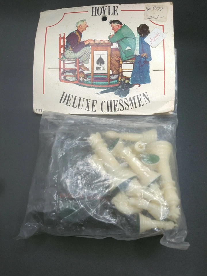 New Vintage Chess Replacement Pieces Hoyle Deluxe Chessmen 8178 Norman Rockwell  - Image 1 of 4
