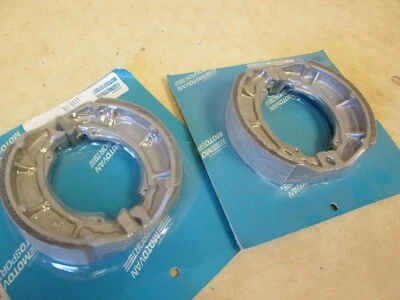 EMGO  2 PAIRS BRAKE SHOE SET - SUZUKI 64410-40200 RM100/125 RS175 SP1200 TS50XK - Imagem 1 de 4