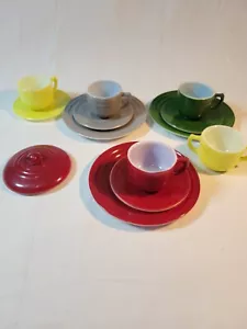 VINTAGE ACHOR HOCKING PASTEL CHILDRENS MINIATURE TEA SET 13 PIECES - Picture 1 of 1