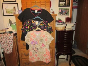 CHOOSE- Womens Scrub Tops- 3 Different L - Black Looney Tune, Tan, Black w/Red - Picture 1 of 23