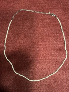 Süßwasser kleine 3 mm Perle 19" Halskette Halsreif mit Sterlingsilber Verschluss - Bild 1 von 2