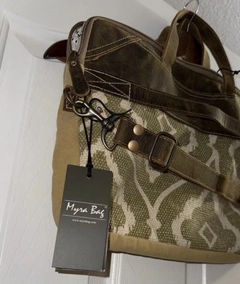 Bolso Mensajero Myra Lona Fundida - Oliva, Marrón y Tostado Diseño Geométrico Occidental Foto 1 de 4