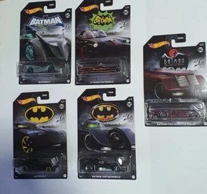 Set of 5 DC Batman Comic Themed Premium Card Hot Wheels 1 - 5 (2022) - Picture 1 of 12