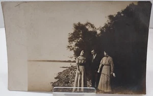 TWO WOMEN and MAN near WATER - Real PHOTO - unposted POST CARD -listing #6430 - Picture 1 of 9