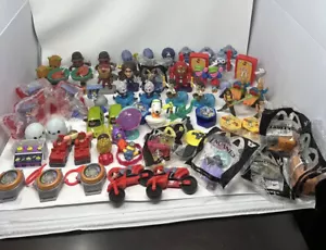 McDonalds Happy Meal Spielzeug Sortiment 50 Stück plus. 2020’s 2 Present, 8 Sealed - Bild 1 von 15