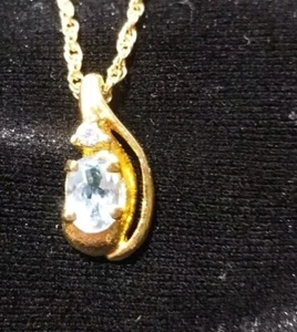 Lab-Created Ovel Aquamarine Pendant Yellow Goldtone   16" Chain Y12 - Picture 1 of 6