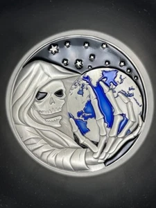 CIA Special Activities Division Latebra Factum Skull Clobe Challenge Coin - Picture 1 of 3