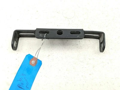 Держатель кронштейна для крепления номерного знака 04 Yamaha YZF R6 - Изображение 1 из 4