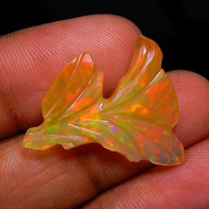 Beautiful AAA Quality Ethiopian Opal Leaf Carving Gemstone Size 25x19x3mm 5.85Ct - Picture 1 of 6