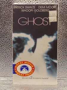 Ghost Patrick Swayze Demi Moore Drama Fantasy VHS New Factory Sealed Videotape - Imagen 1 de 8