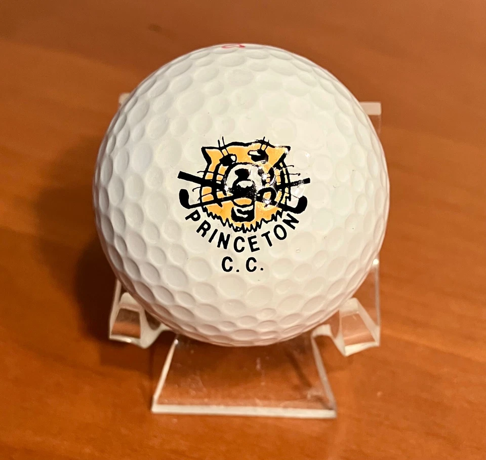 Pelota de golf Princeton Country Club vintage con logotipo antiguo Foto 1 de 1