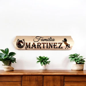 Personalisiertes Holzschild mit Lasergravur 26,6 Zoll (B) individuell. Nachname hinzufügen - Bild 1 von 7