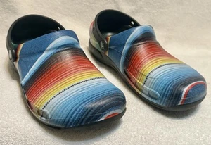 Zoccolo Crocs Unisex Bistro Grafico Antiscivolo Donna 9 Uomo 7 204044 - Foto 1 di 9
