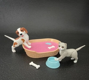 Vintage 1996 Barbie Pet Vet Doctor Spotted Dog, Gray Cat & Bed W/ Barks Meows - Picture 1 of 6