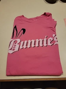 Goodnight Nashville Jelly Roll Pink Bunnies T-Shirt Herren 2X rosa nie getragen - Bild 1 von 3