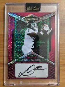 2023 Wild Card Alumination Diagonal Shimmer Pink Auto #AB32 Daniel Barker /10 - Bild 1 von 3
