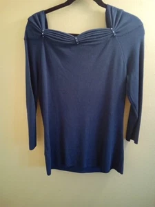 Maglione girocollo donna XL BCBGMaxAzria blu design classico con gioielli - Foto 1 di 4