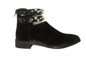 E8 By Miista Black Velvet Pearl Stud Booties Sz EU 40 - Picture 1 of 5
