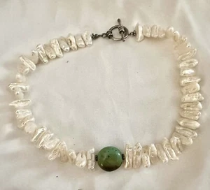 Vintage Natur Süßwasser Biwa Perlenkette weiß Barock Perle grüner Stein - Bild 1 von 5