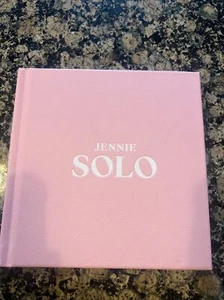 BLACKPINK - JENNIE SOLO - Bild 1 von 3