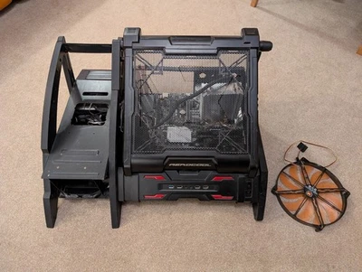 AeroCool Strike-X  air open full ATX case + ASUS motherboard + i5 + evga 750w + - Image 1 of 4
