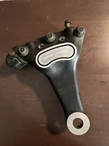 Harley-Davidson Rear Back Brake Caliper 2842B - Foto 1 di 11