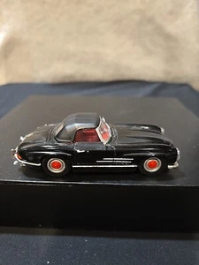 Corgi 1:43 Mercedes-Benz 300SL Roadster - Black - Picture 1 of 17