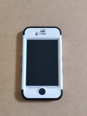 Apple iPhone 4 - 8GB - WHITE  - Image 1 of 4