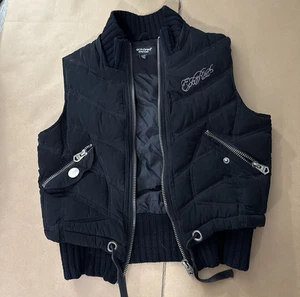 Ecko Red Womens Puffy Vest With Pockets Full Zip Black Size LARGE PRE-OWNED - Picture 1 of 4