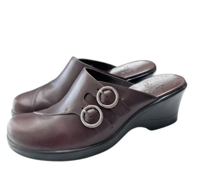 Clarks Womens May Poppy Clog Sz 6 Wedge Heel Mule Slip On Comfort Shoe Burgundy - Image 1 of 4