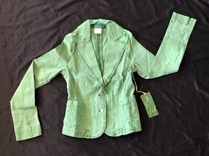 Beautiful Woman's Long Sleeve Jacket - Picture 1 of 1