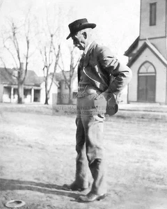 WYATT EARP WILD WEST LAWMEN REWOLWEROWIEC OSTATNIE ZNANE ZDJĘCIE 1925 8X10 ZDJĘCIE - Zdjęcie 1 z 4