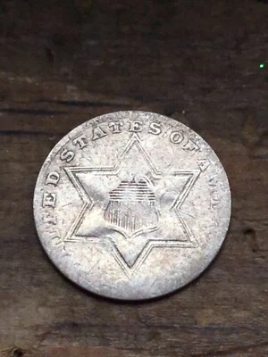 XXX RARE USA 90% SILVER 3 CENT COIN TYPE 2 1854-1858  - Image 1 of 3
