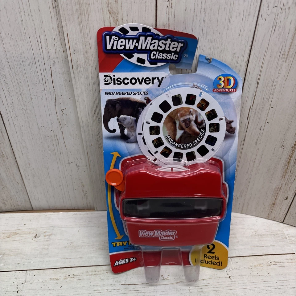 View Master Classic 3D Adventures Viewer w/ 2 Reels Discovery Endangered Species - Image 1 of 2